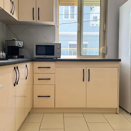 Appartamento Plarentina - Modern & Zentral Mit Balkon Und Meerblick