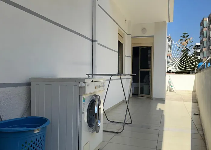 Plarentina - Modern & Zentral Mit Balkon Und Meerblick Saranda